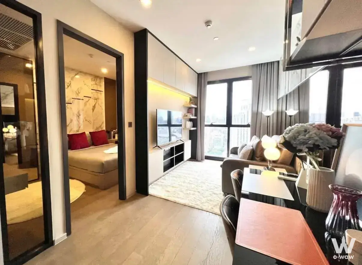 Condo with 1 bedroom for rent at Ashton Asoke — photo 1 of 4