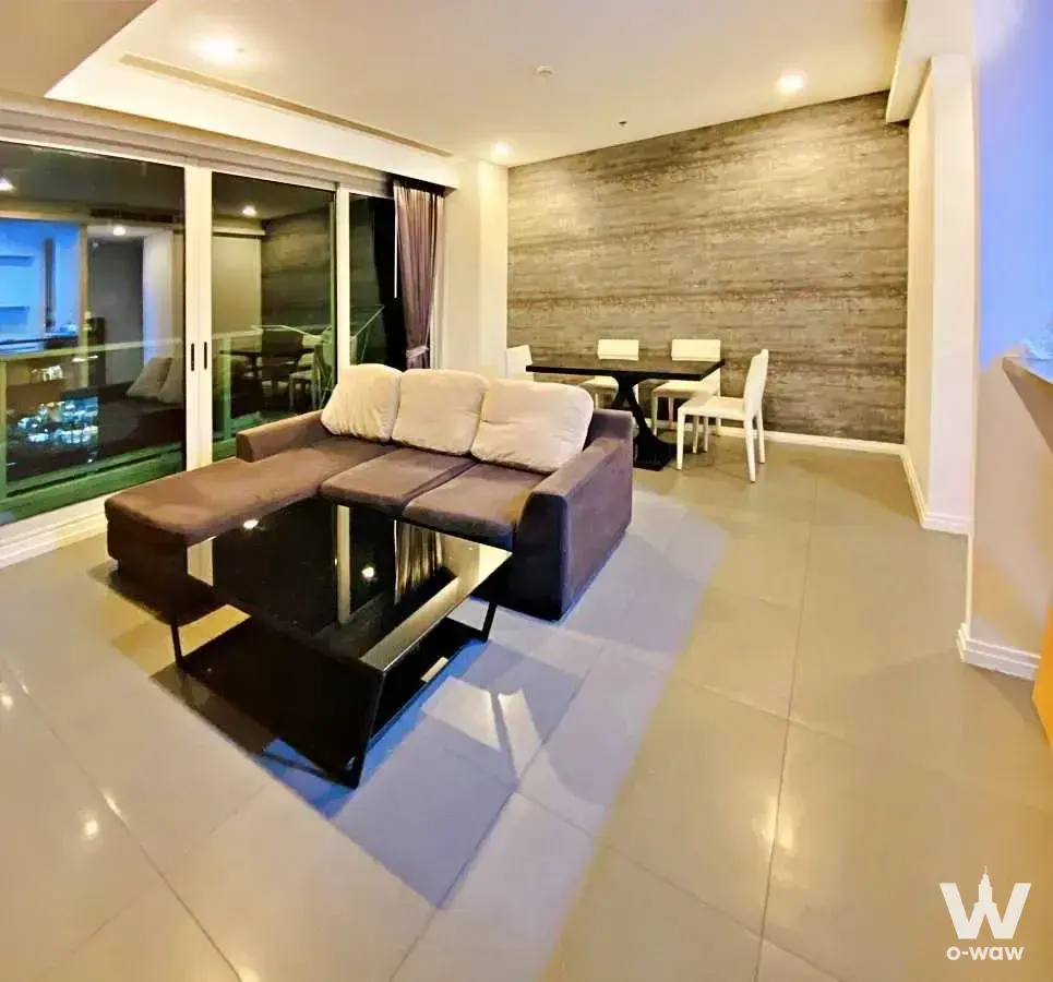Condo with 1 bedroom for sale at The River Condominium — photo 2 of 5