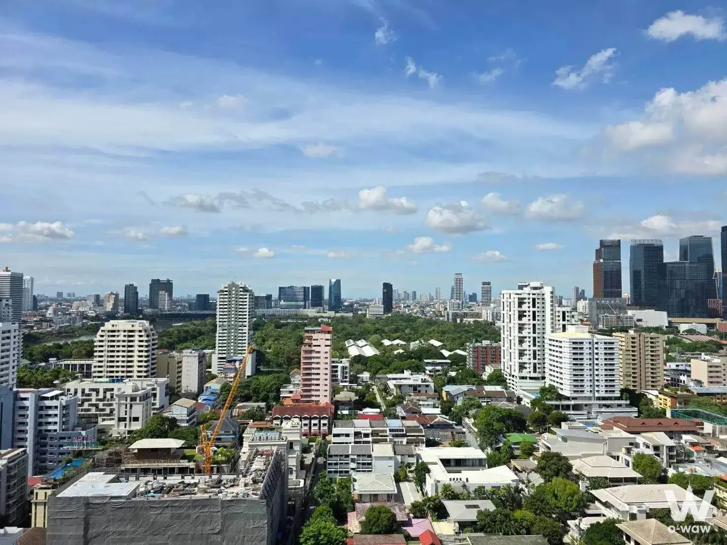 Condo with 2 bedrooms for sale at Newton Tower — photo 2 of 5