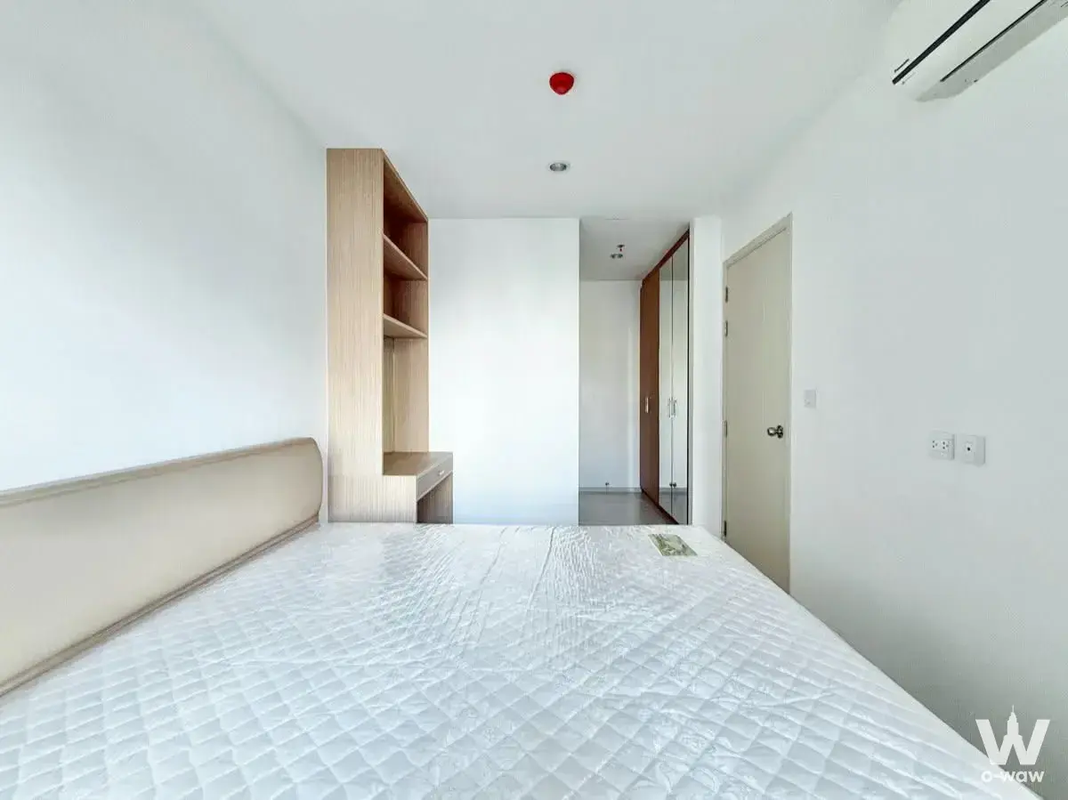 Condo with 2 bedrooms for sale at Life Asoke — photo 3 of 5