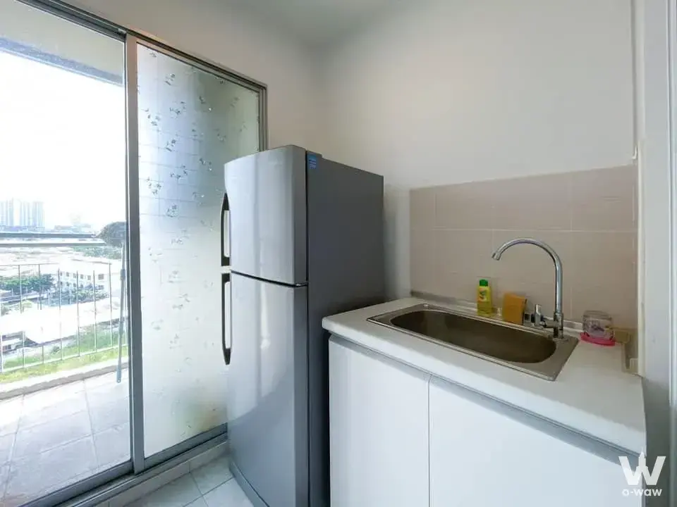 Condo with 1 bedroom for rent at Lumpini Place Rama 9 - Ratchada — photo 4 of 5