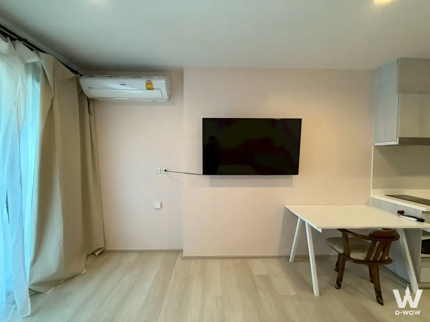 Condo with 1 bedroom for rent at Life One Wireless — photo 3 of 5