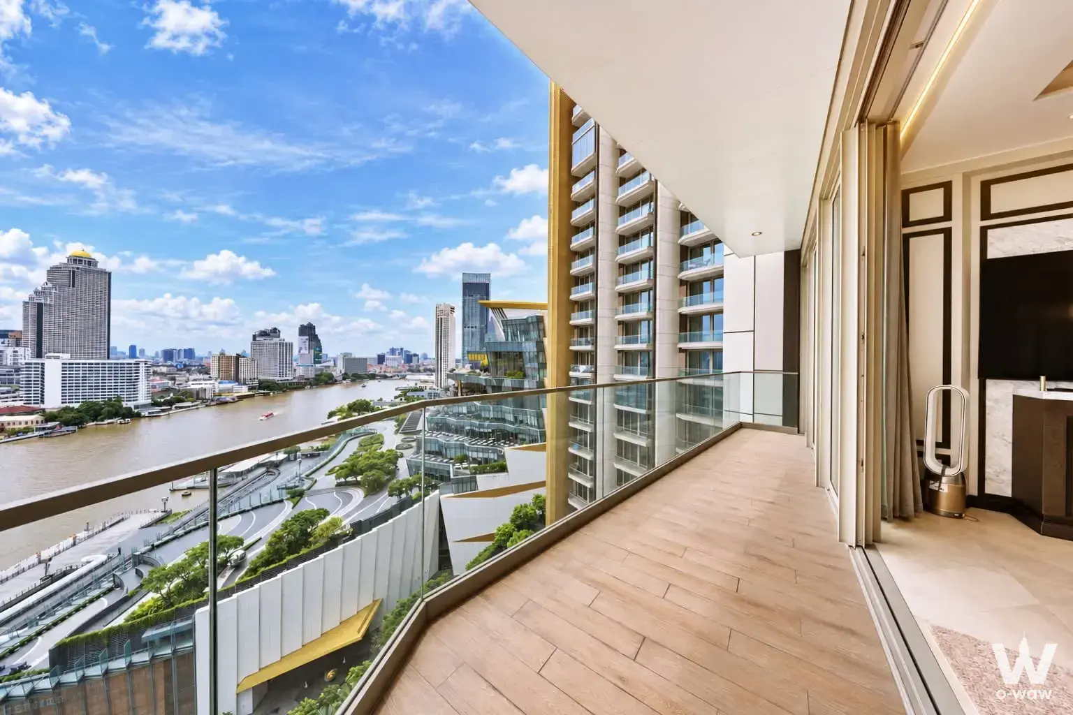 Condo with 3 bedrooms for sale at The Residences at Mandarin Oriental Bangkok — photo 1 of 4