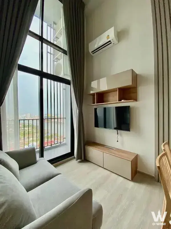 Bang Phlat, Bangkok (200m to MRT Bang Phlat)
