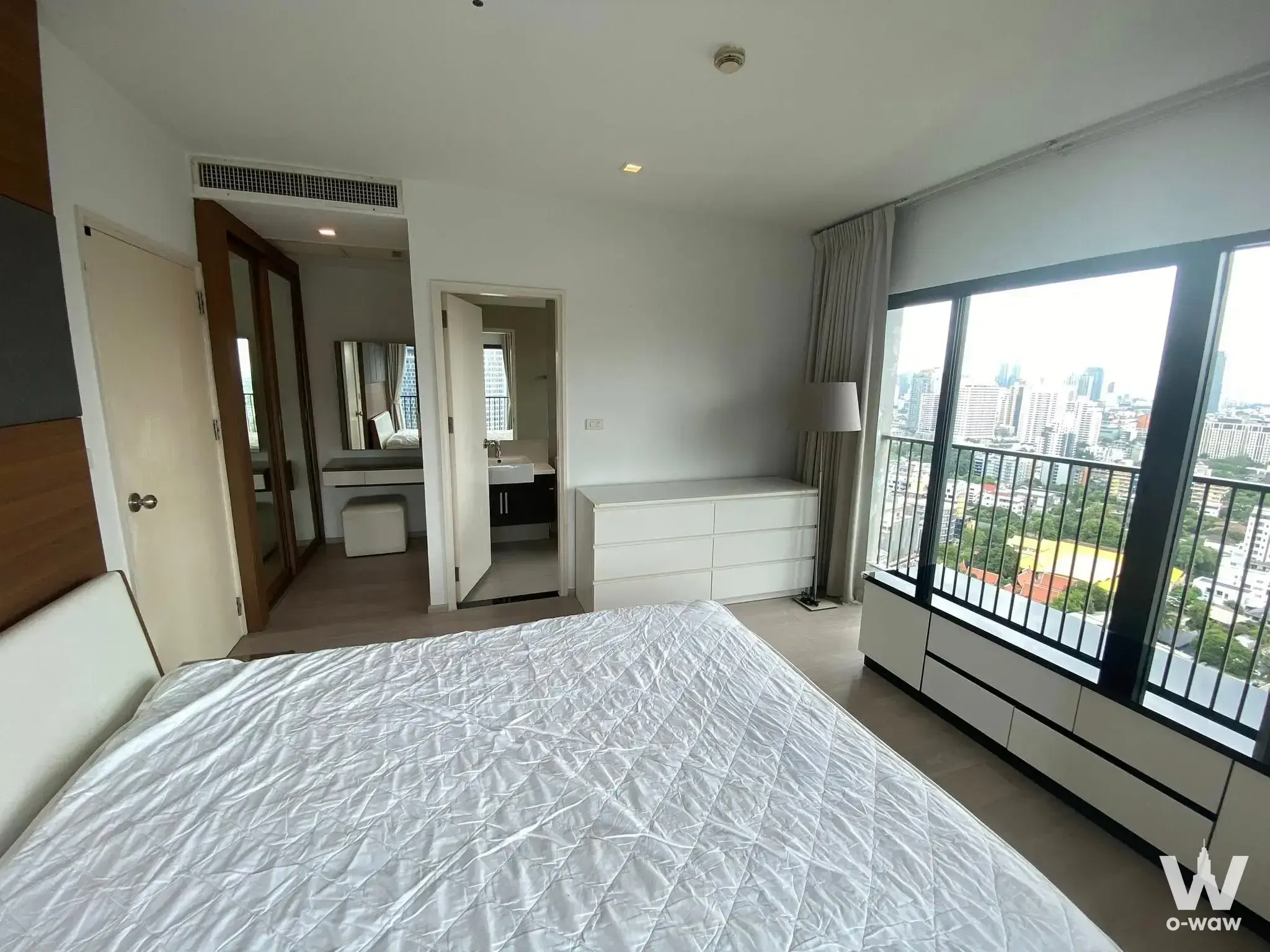 Condo with 1 bedroom for sale at Noble Remix — photo 5 of 5