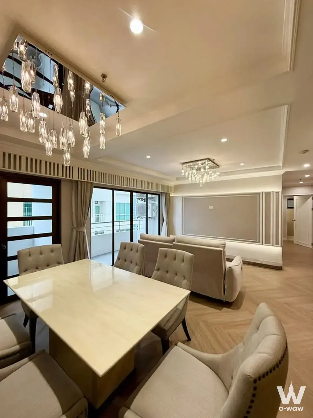 Condo with 3 bedrooms for sale at Topview Tower — photo 2 of 5