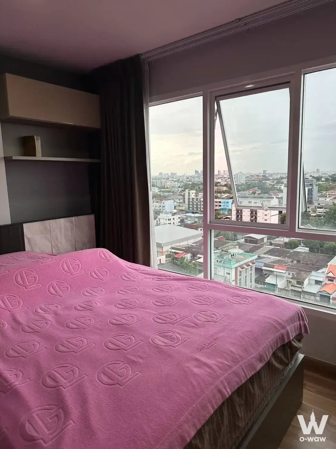 Condo with 1 bedroom for rent at Regent Orchid Condominium — photo 2 of 5
