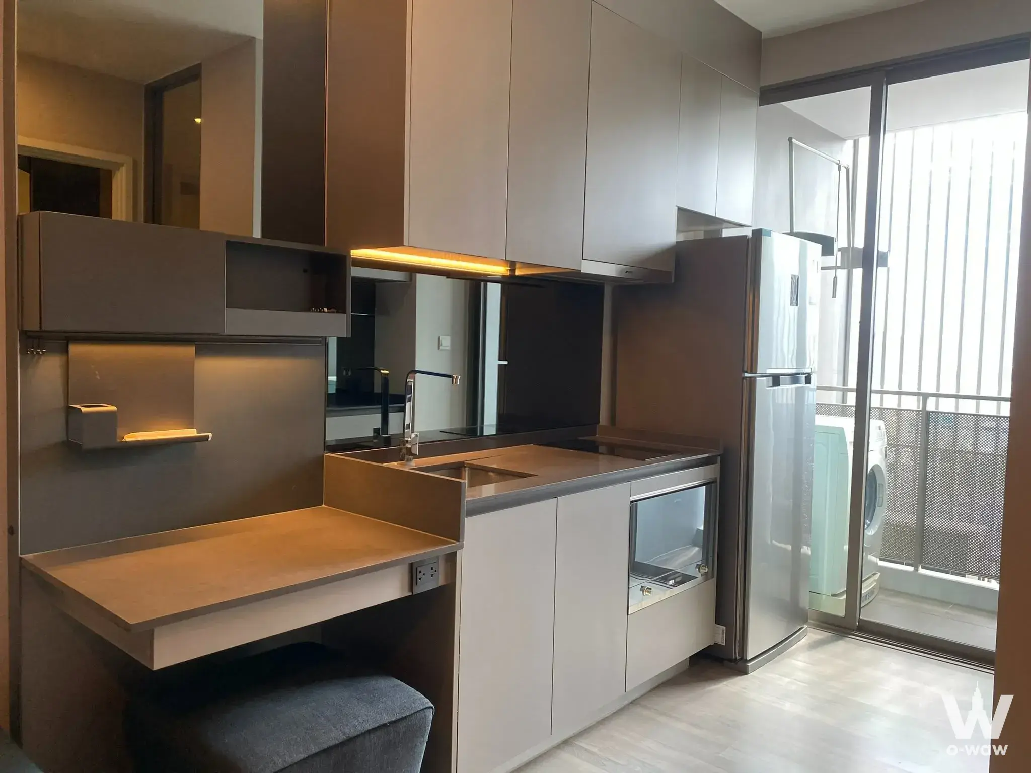 Condo with 1 bedroom for rent at The Room Sukhumvit 69 — photo 2 of 5