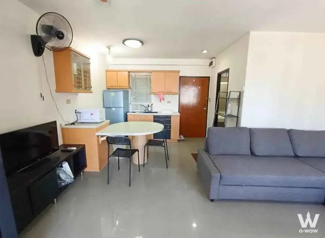 Condo with 1 bedroom for rent at Saranjai Mansion — photo 3 of 5