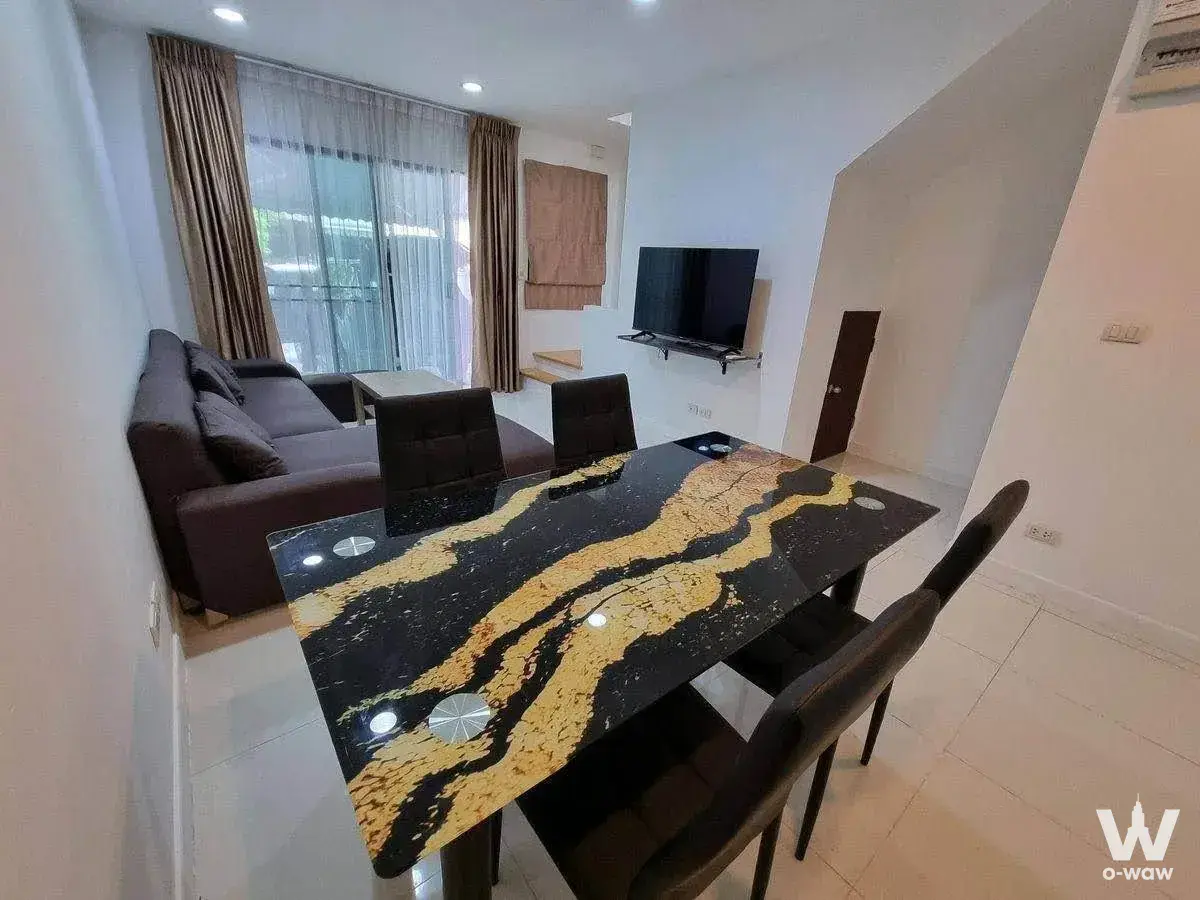 Townhouse with 3 bedrooms for rent at Baan Klang Muang Kalpapruek — photo 4 of 5