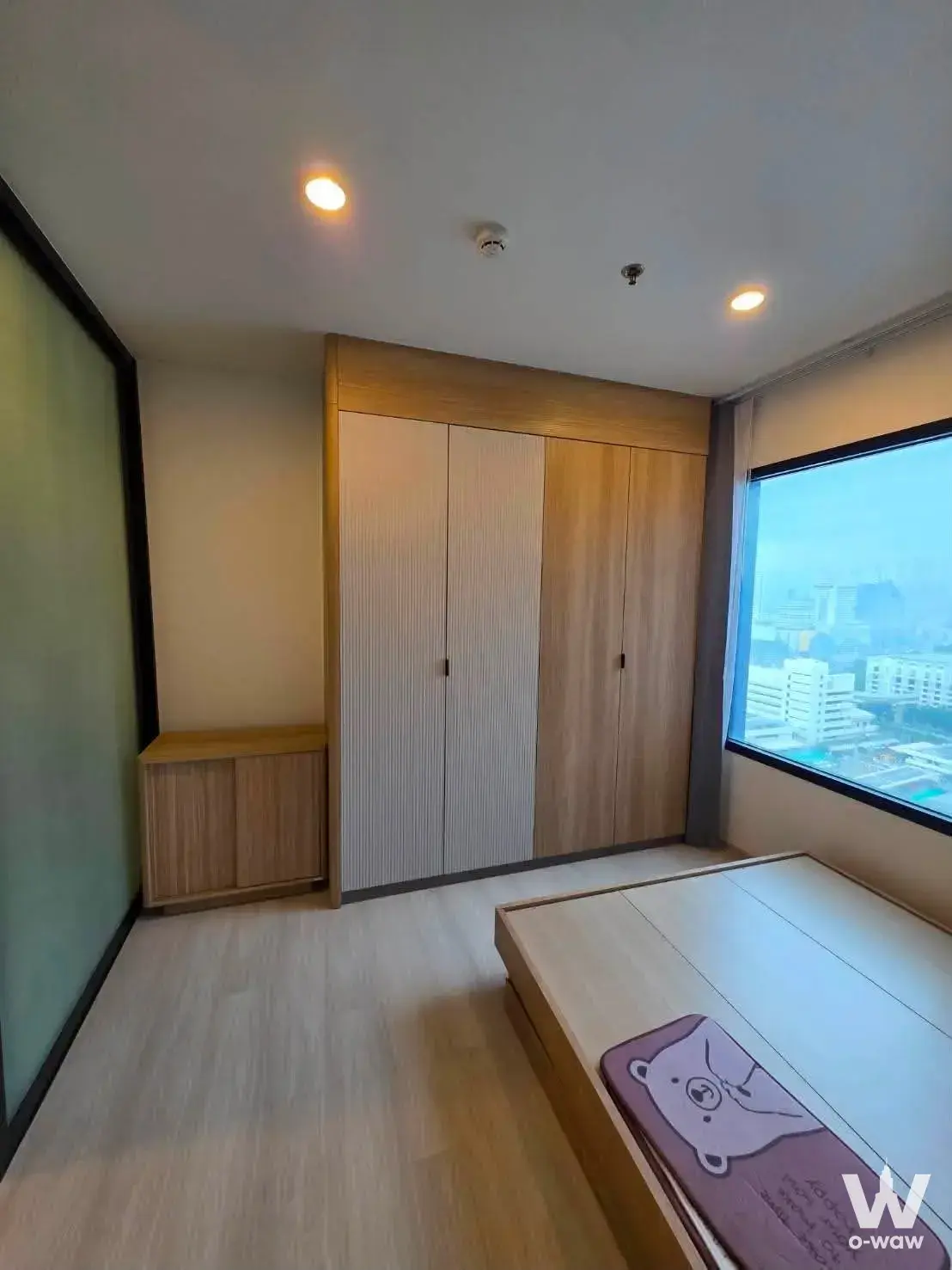Condo with 1 bedroom for rent at Life Asoke — photo 3 of 5