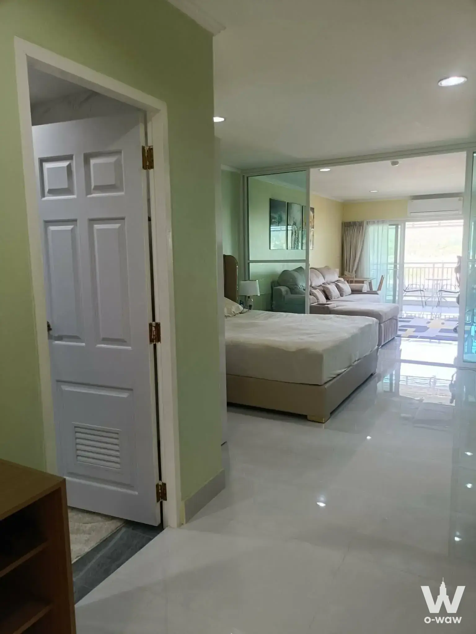 Condo with 1 bedroom for sale at Hua Hin Soi 68, near Phetkasem Road, Hua Hin — photo 1 of 5