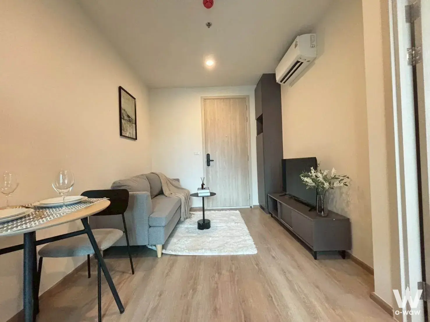 Condo with 1 bedroom for rent at Nue District R9 — photo 2 of 5