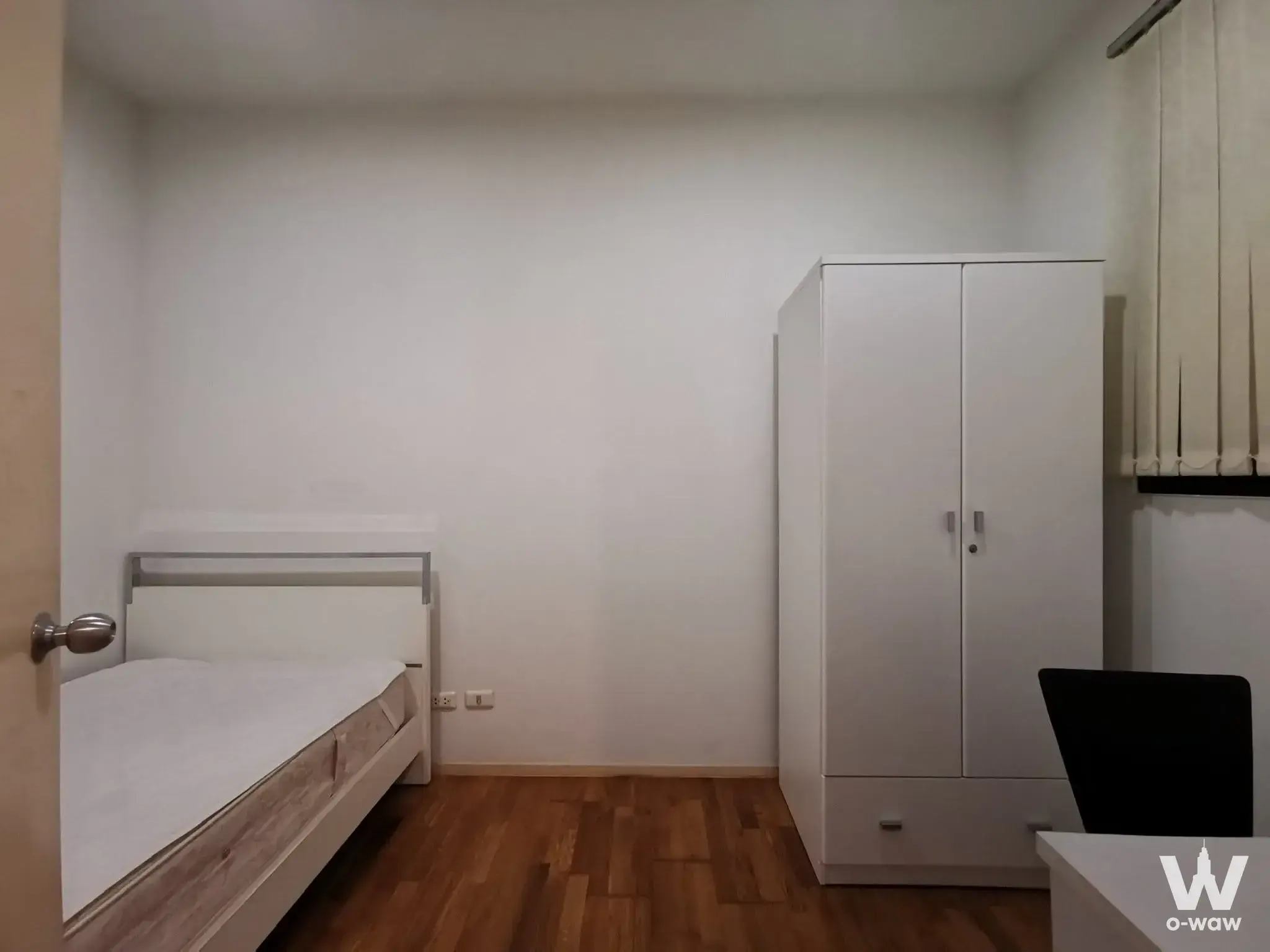 Condo with 2 bedrooms for rent at Amanta Ratchada Condominium — photo 2 of 5