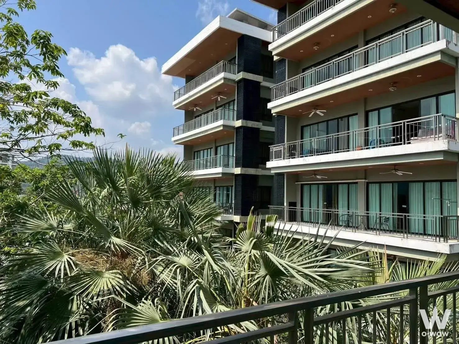 Condo with 1 bedroom for rent at Chalong, Amphoe Muang Phuket, Phuket 83130 — photo 2 of 5