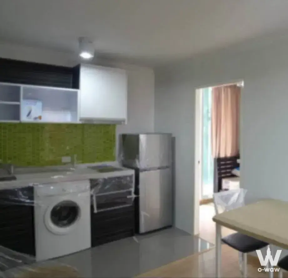 Ratchada, Huai Khwang, near MRT Suthisarn Station (200m)