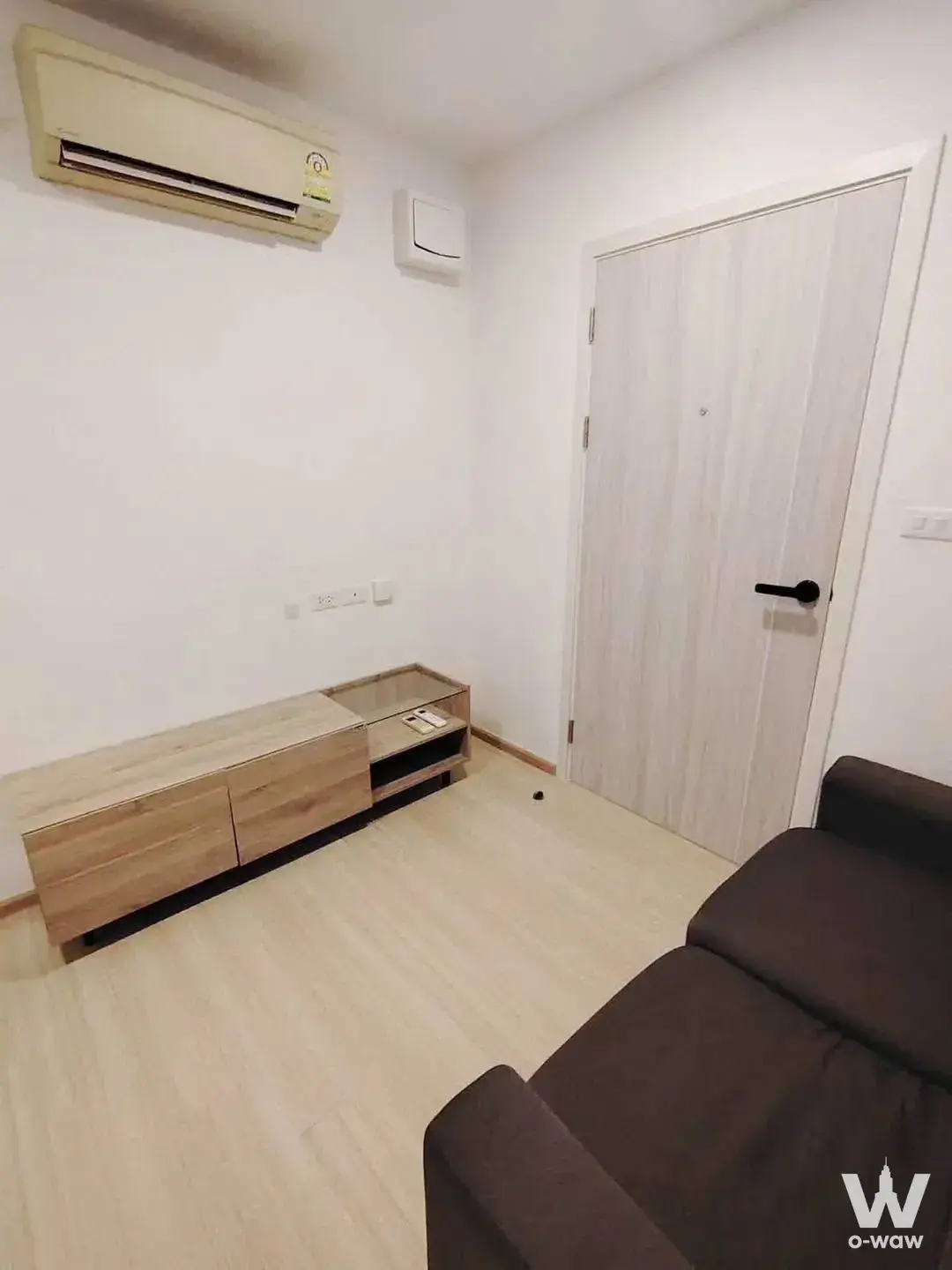Condo with 1 bedroom for rent at Chewathai Hallmark Ladprao - Chokchai 4 Phase 2 — photo 1 of 5