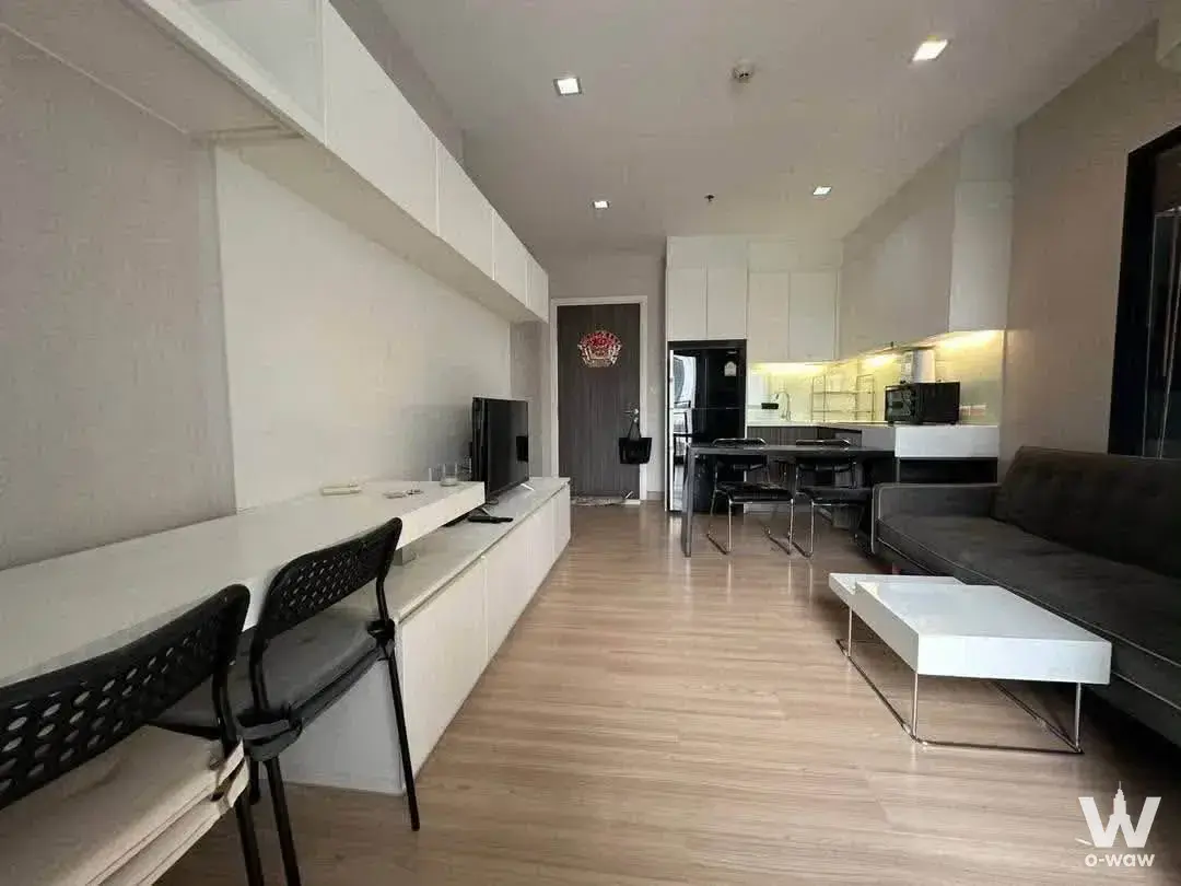 Condo with 1 bedroom for rent at Urbano Absolute Sathon-Taksin — photo 2 of 5