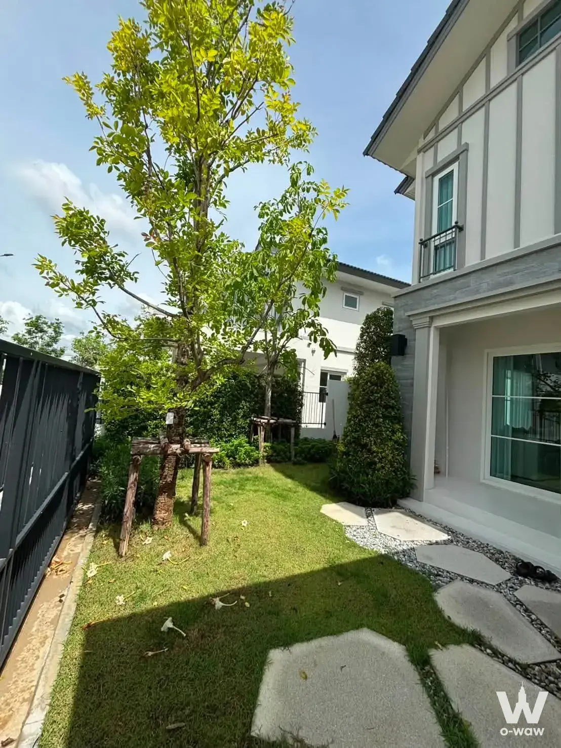 House with 3 bedrooms for rent at Villaggio 3 ศรีนครินทร์-บางนา — photo 4 of 5