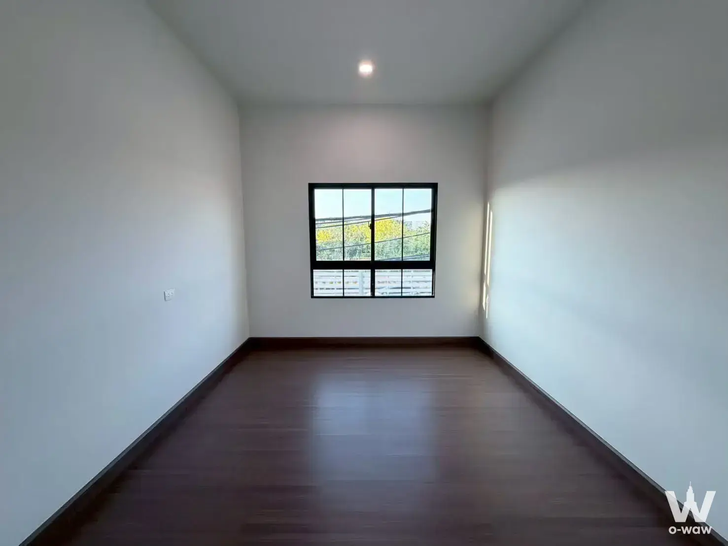 Condo with 4 bedrooms for sale at Grand Britania Wongwaen-Ramintra — photo 5 of 5