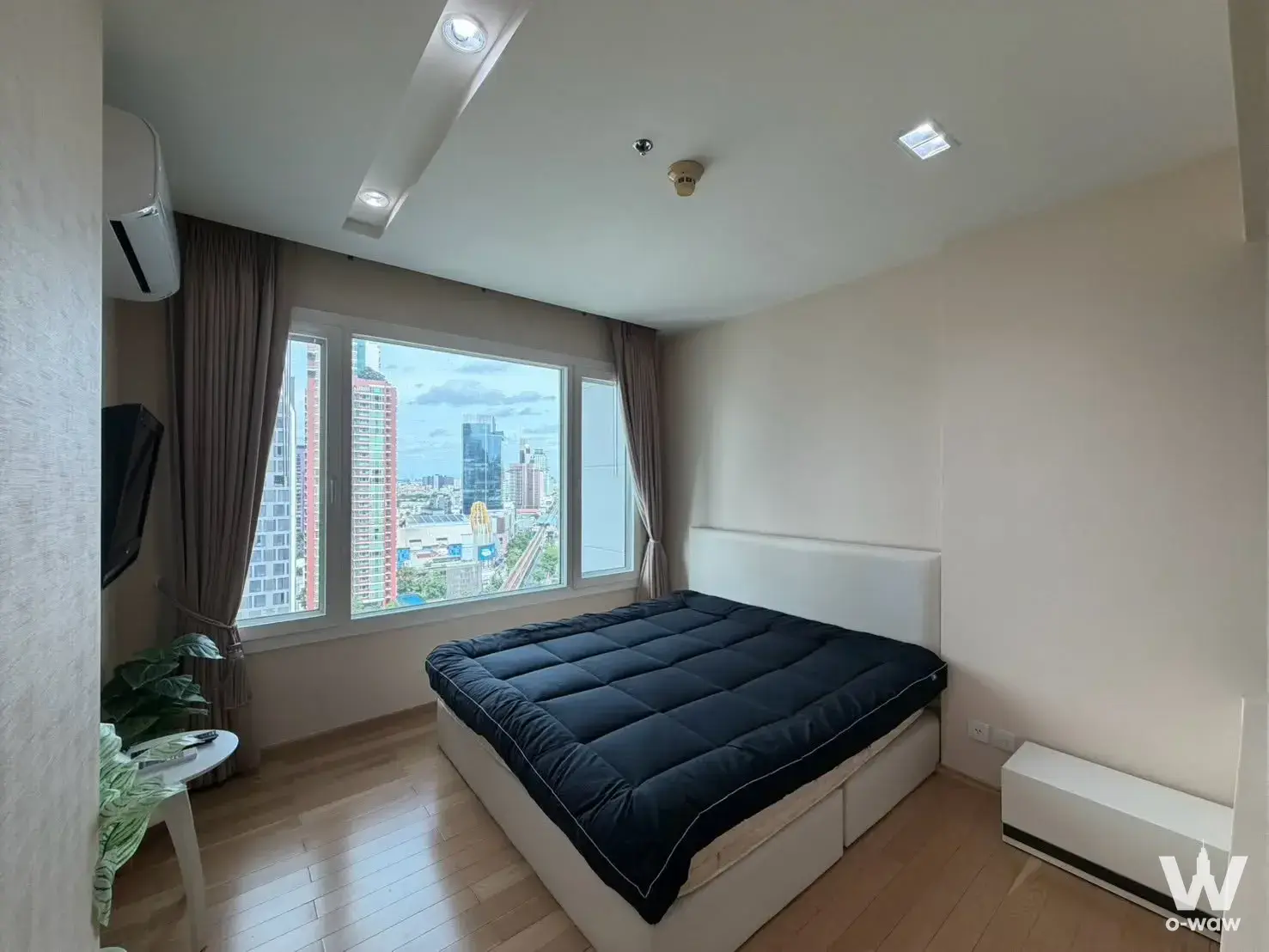 Condo with 2 bedrooms for rent at Siri at Sukhumvit — photo 4 of 5