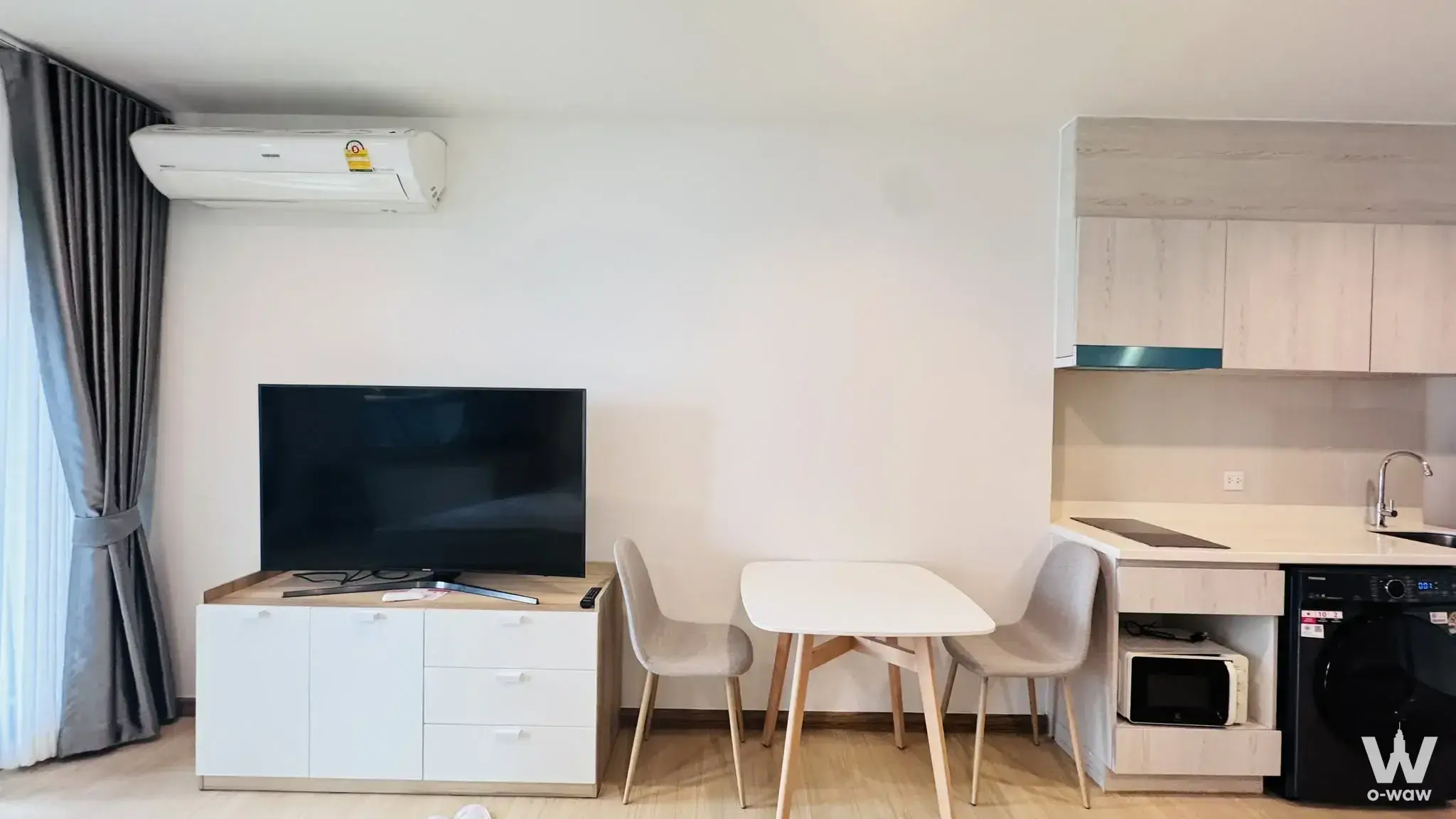 Condo with 1 bedroom for rent at Life One Wireless — photo 2 of 5
