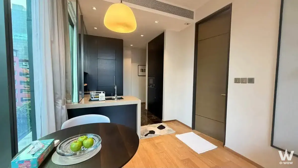 Condo with 1 bedroom for rent at 28 Chidlom — photo 5 of 5