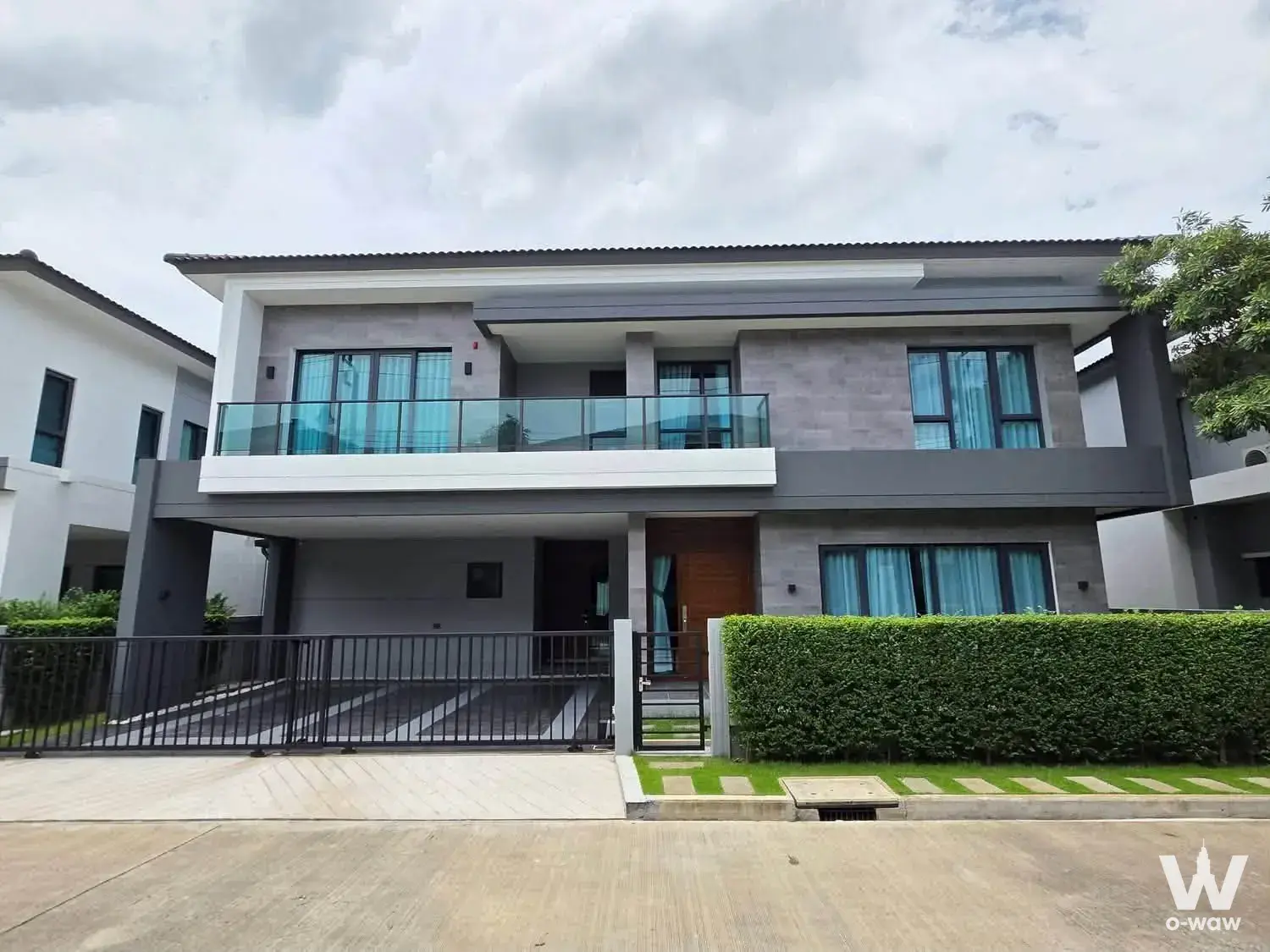 Bangna, near Mega Bangna and International Schools