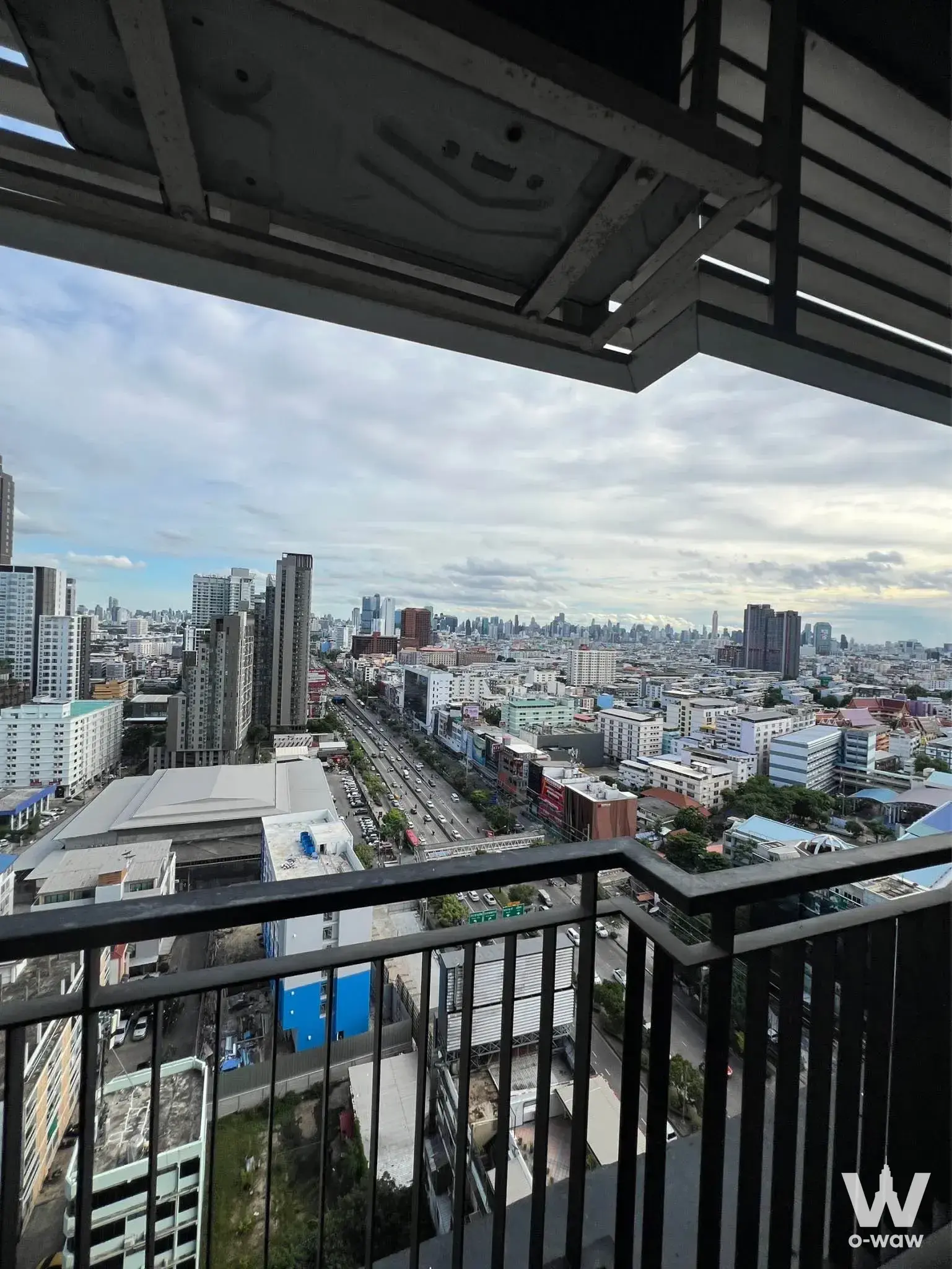 Condo with 2 bedrooms for rent at Life Ratchadapisek — photo 5 of 5