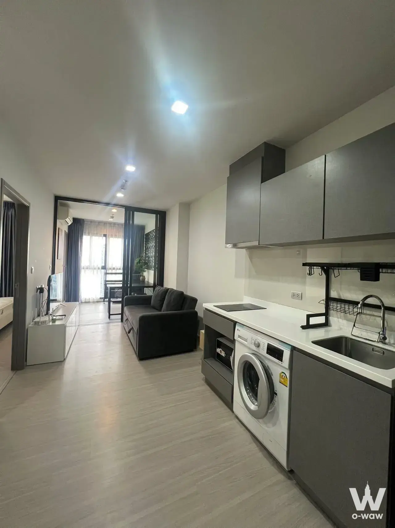 Condo with 1 bedroom for rent at Life Asoke Hype — photo 1 of 5