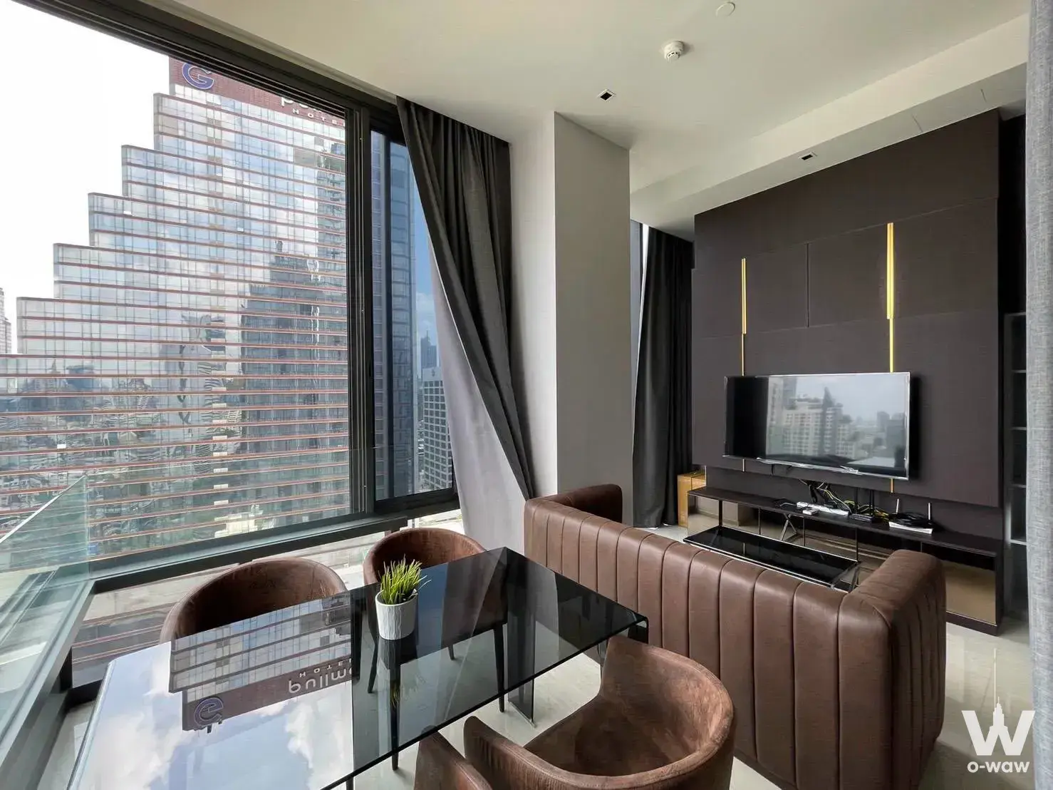 Condo with 2 bedrooms for rent at Ashton Silom — photo 1 of 4