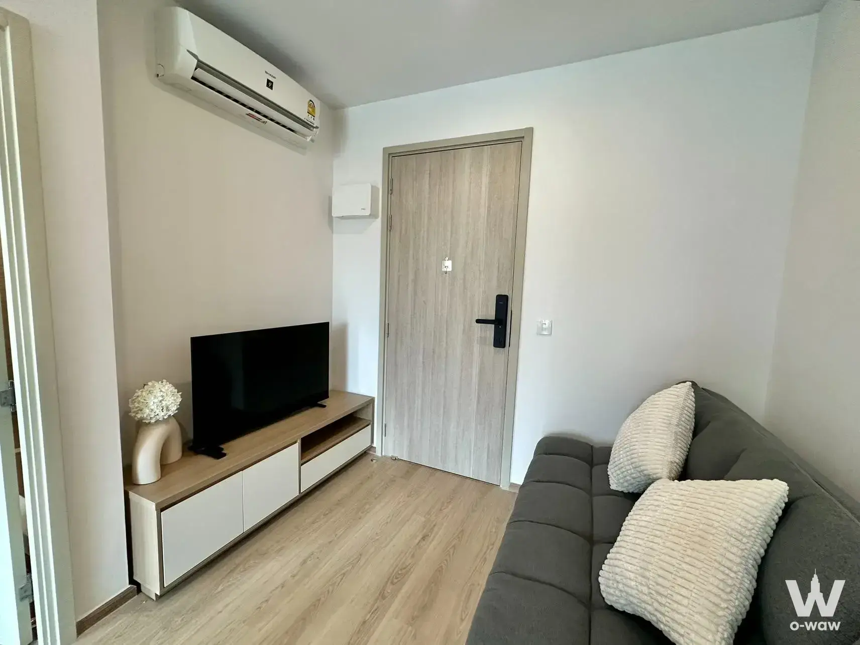 Condo with 1 bedroom for rent at Life Rama 4 - Asoke — photo 3 of 5