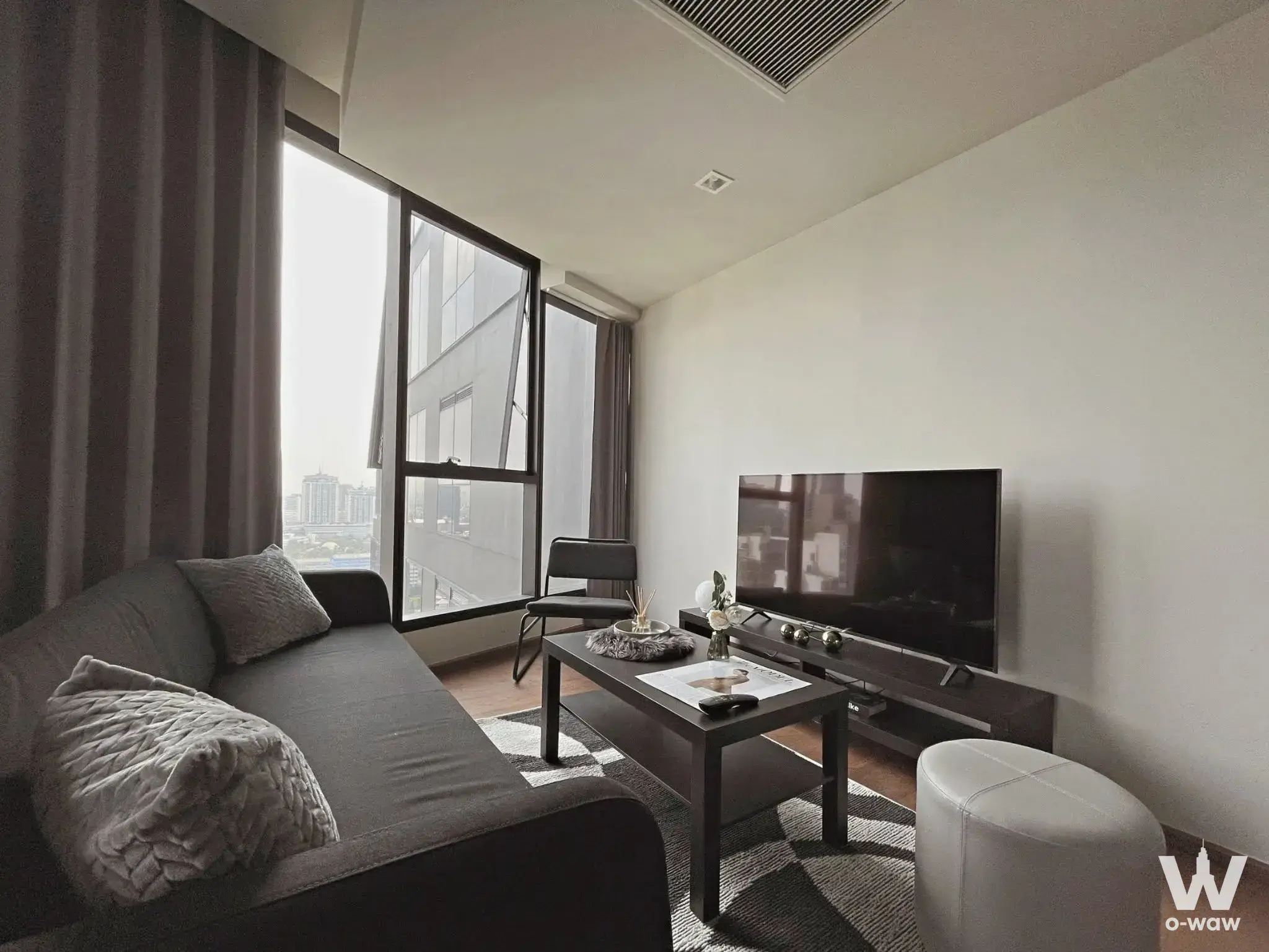 Condo with 2 bedrooms for rent at Ideo Q Sukhumvit 36 — photo 2 of 5