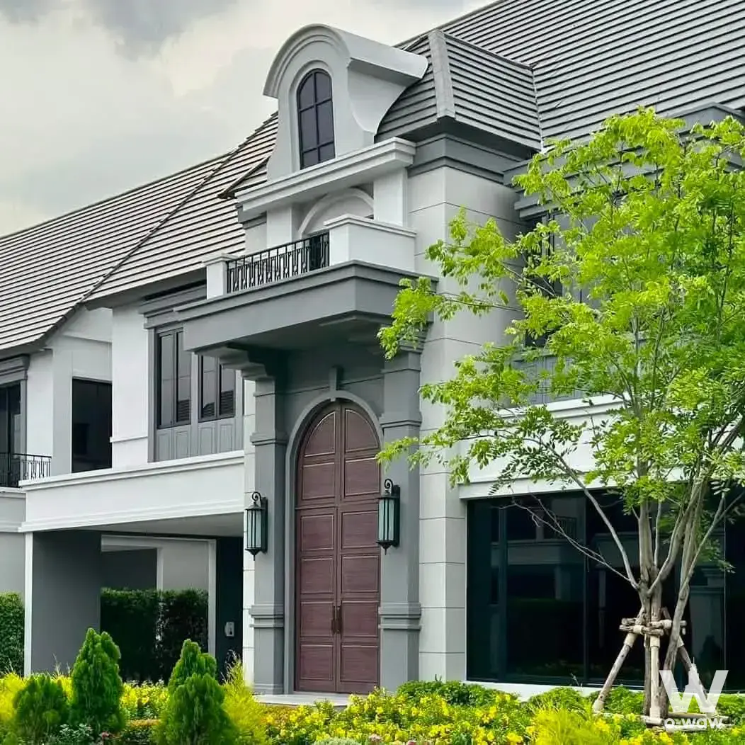 Central Watcharapol, Sukhumvit 5 (Sukhabipat 5), near expressway and BTS Green Line