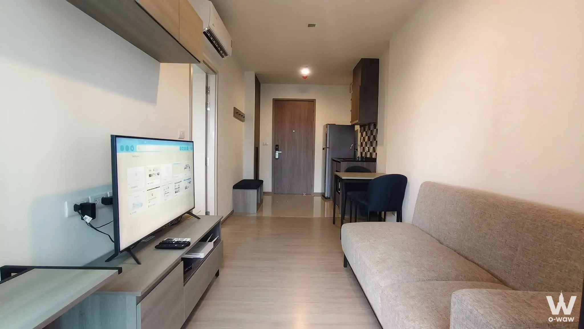 Commercial with 1 bedroom for rent at THE BASE Phetchaburi-Thonglor เดอะ เบส เพชรบุรี - ทองหล่อ — photo 2 of 4
