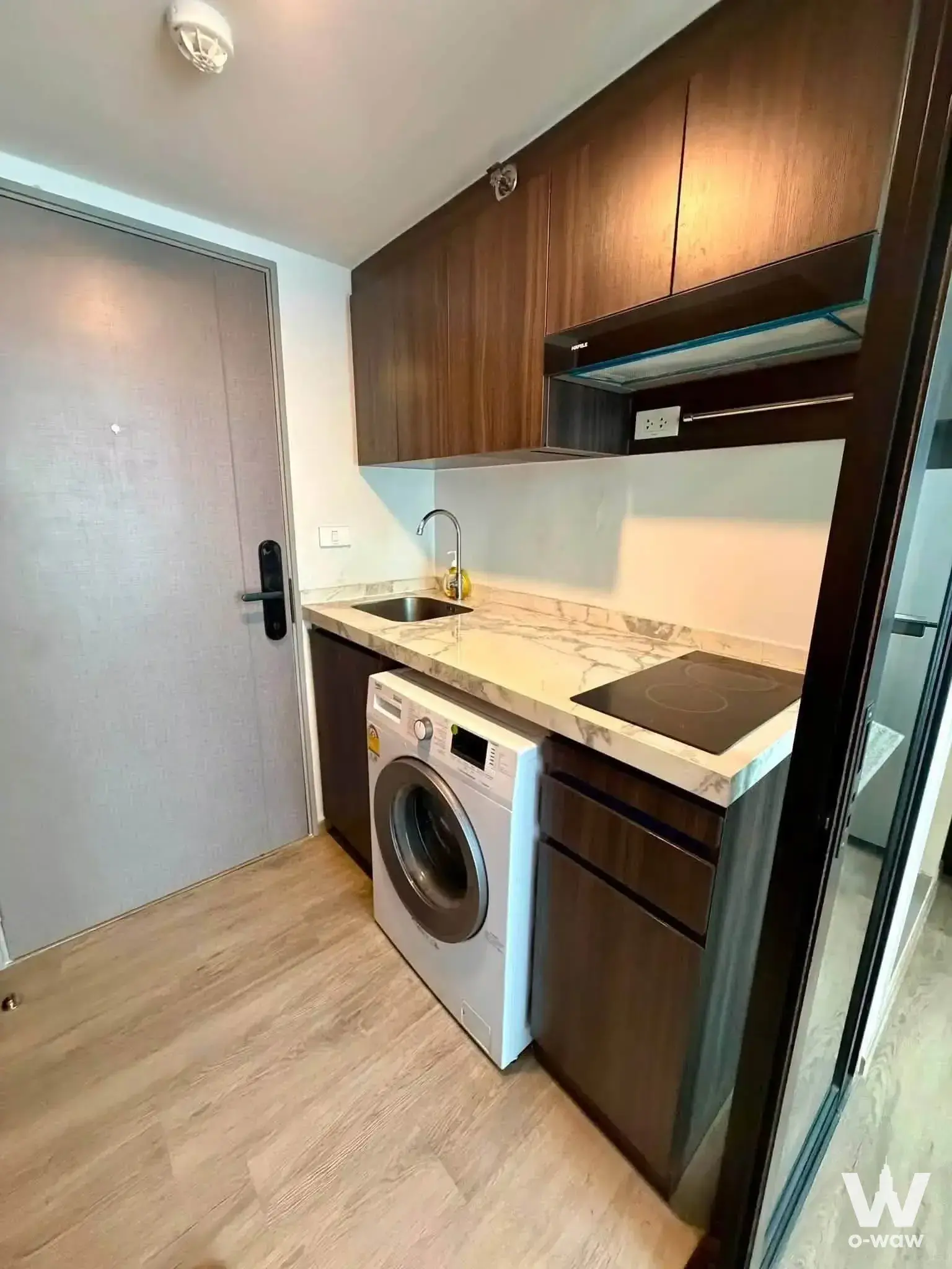 Commercial with 1 bedroom for sale at Origin Plug & Play Ramintra ออริจิ้น ปลั๊ก แอนด์ เพลย์ รามอินทรา — photo 4 of 5