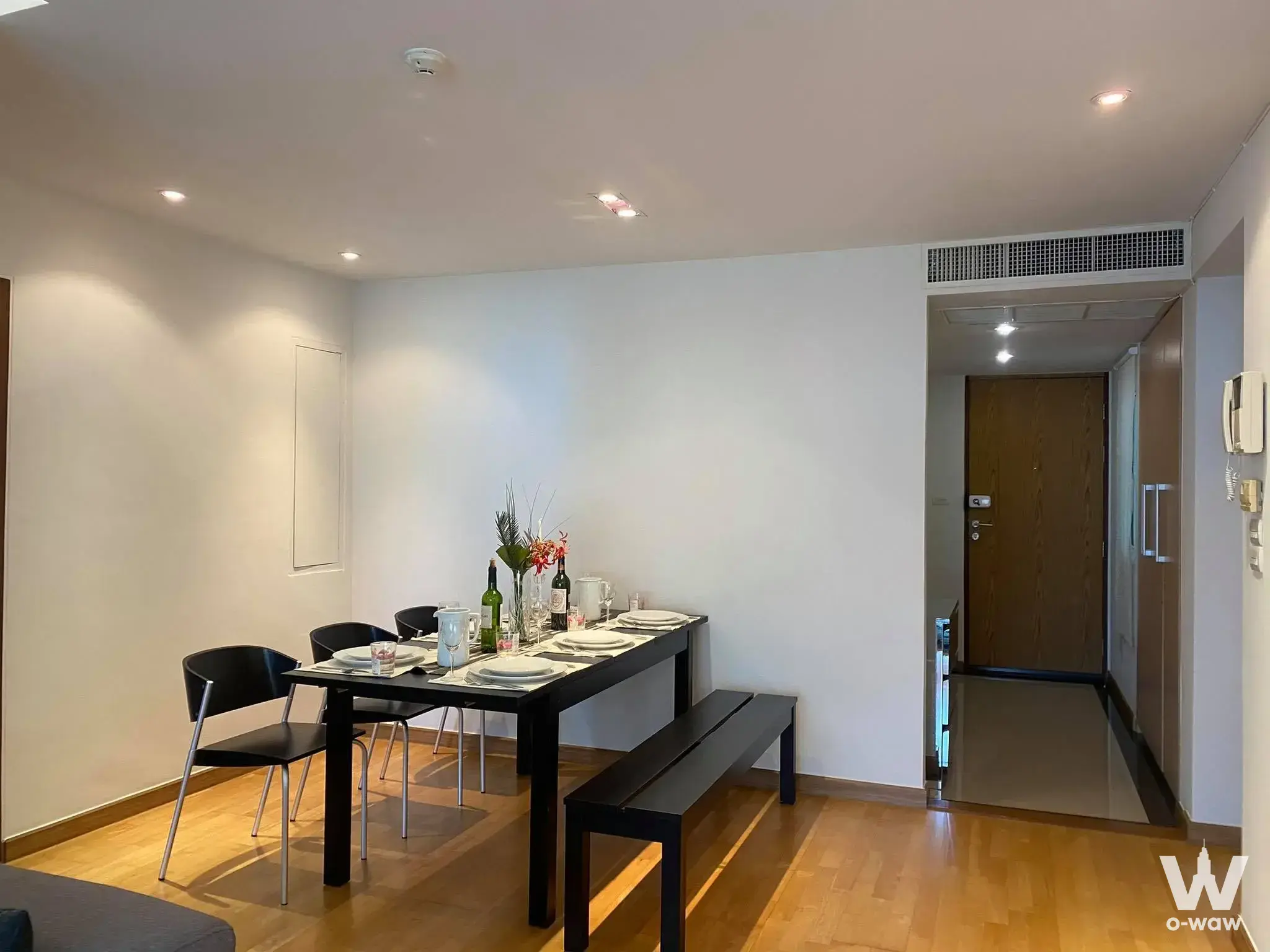 Condo with 3 bedrooms for rent at Residence 52 Condominium — photo 3 of 5