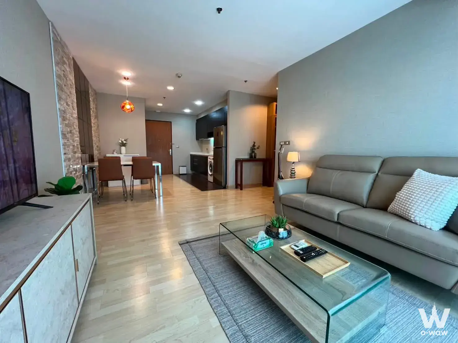 Townhouse with 2 bedrooms for rent at 59 Heritage — photo 1 of 5