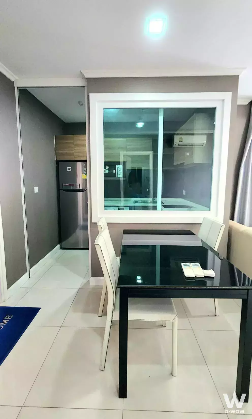 Condo with 2 bedrooms for rent at BTS Samrong Station (Green and Yellow Line), near Fresh Market, Supermarket, Imperial World Samrong Shopping Mall, and St. Andrew's International School — photo 2 of 5