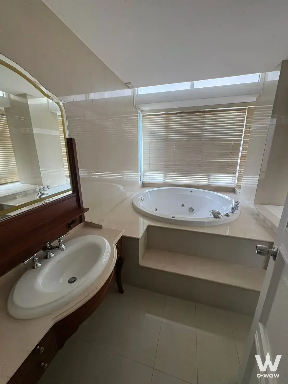 Condo with 2 bedrooms for rent at The Bangkok Sukhumvit 61 — photo 3 of 5