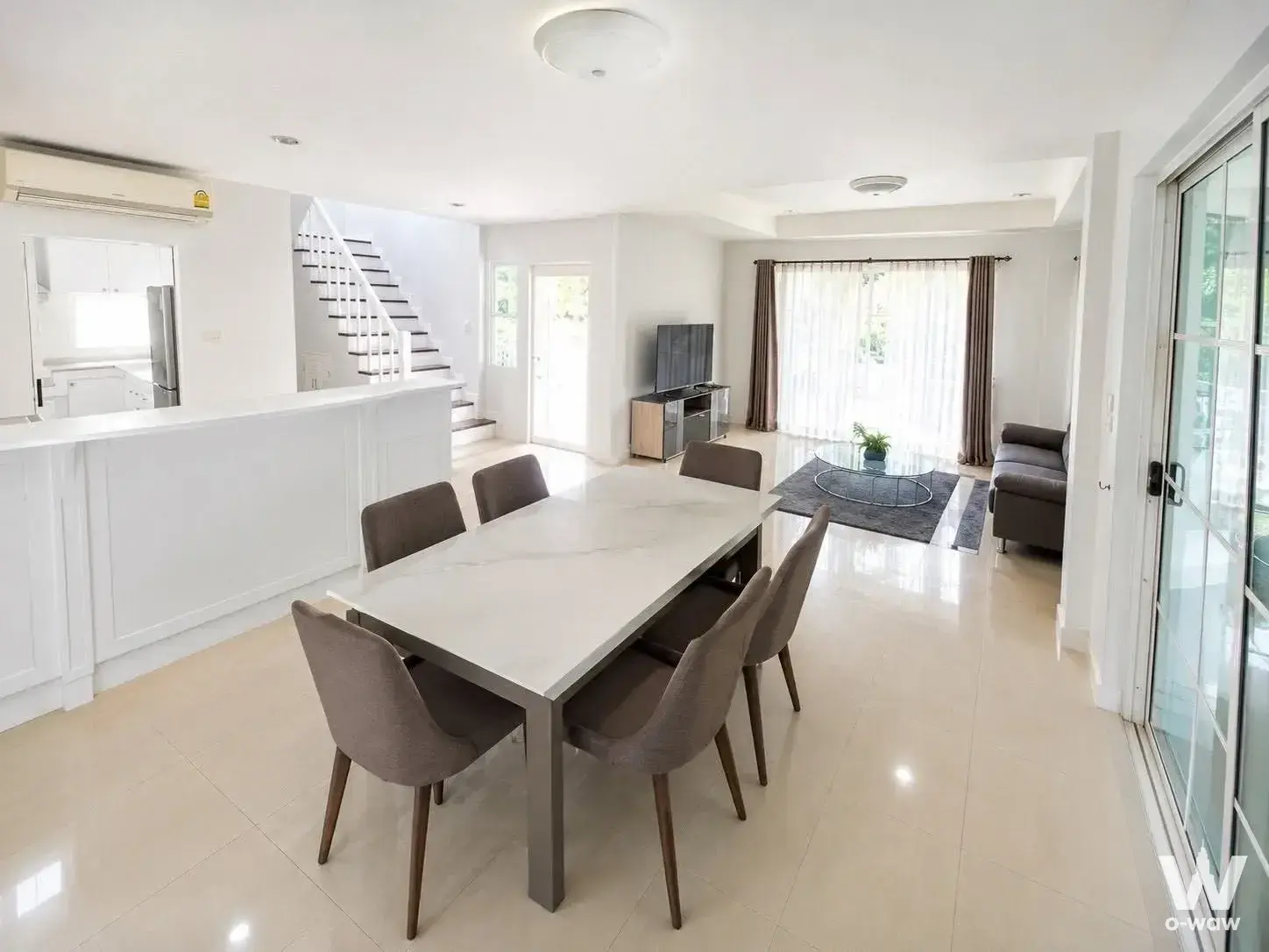 House with 4 bedrooms for rent at Bangkok, Thailand — photo 4 of 5