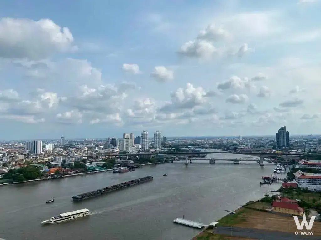 Charoen Nakhon