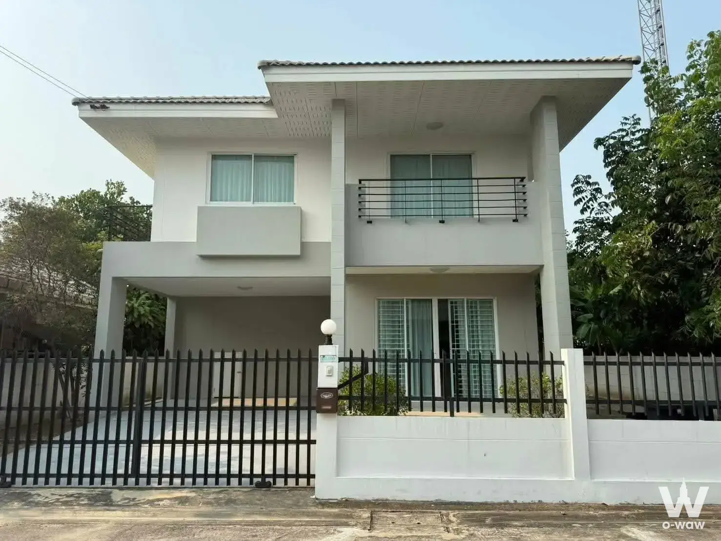 Condo with 3 bedrooms for sale at Bang Na Residence — photo 1 of 5