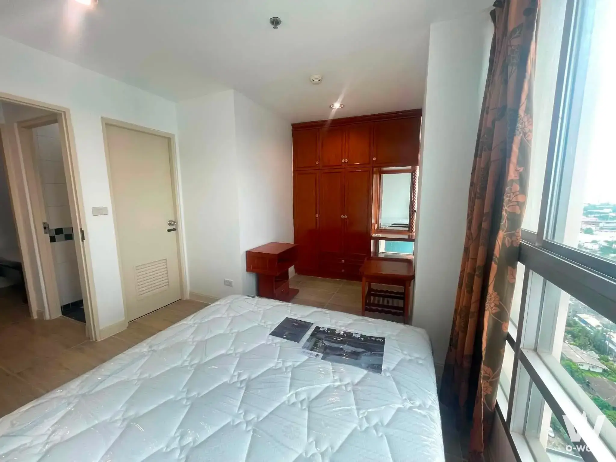 Pathum Wan, Bangkok (Near BTS Phaya Thai and Airport Rail Link)