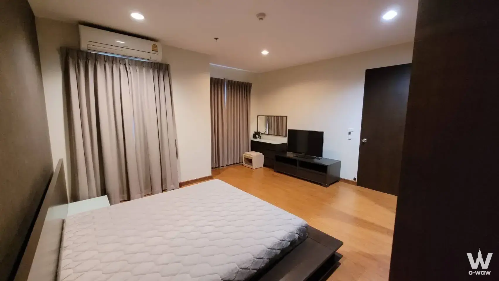 Condo with 3 bedrooms for sale at Citi smart Sukhumvit 18 — photo 3 of 5