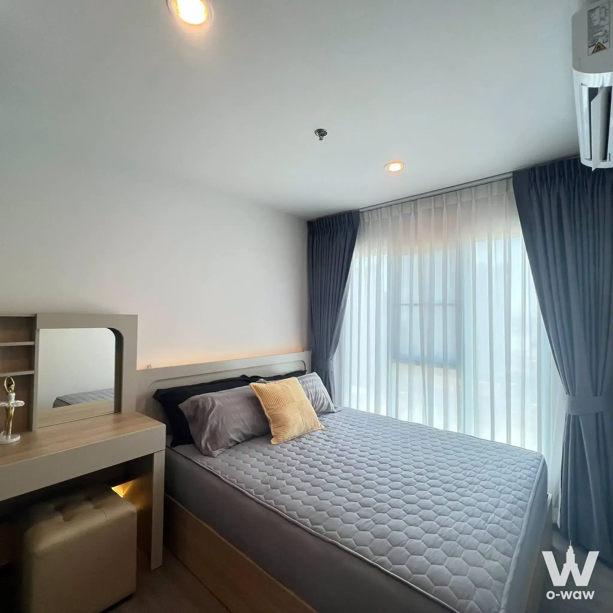Condo with 1 bedroom for rent at Regent Home Bangna (รีเจ้นท์โฮม บางนา) — photo 1 of 5