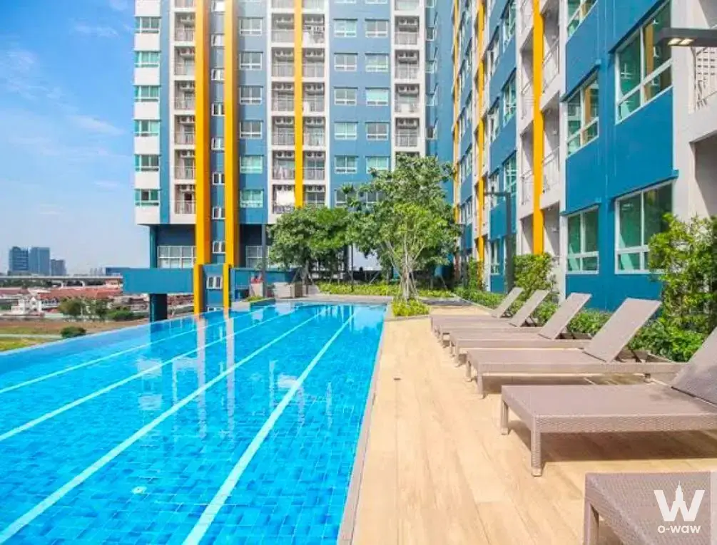 Bangkok, near MRT Phattanakan (2km)