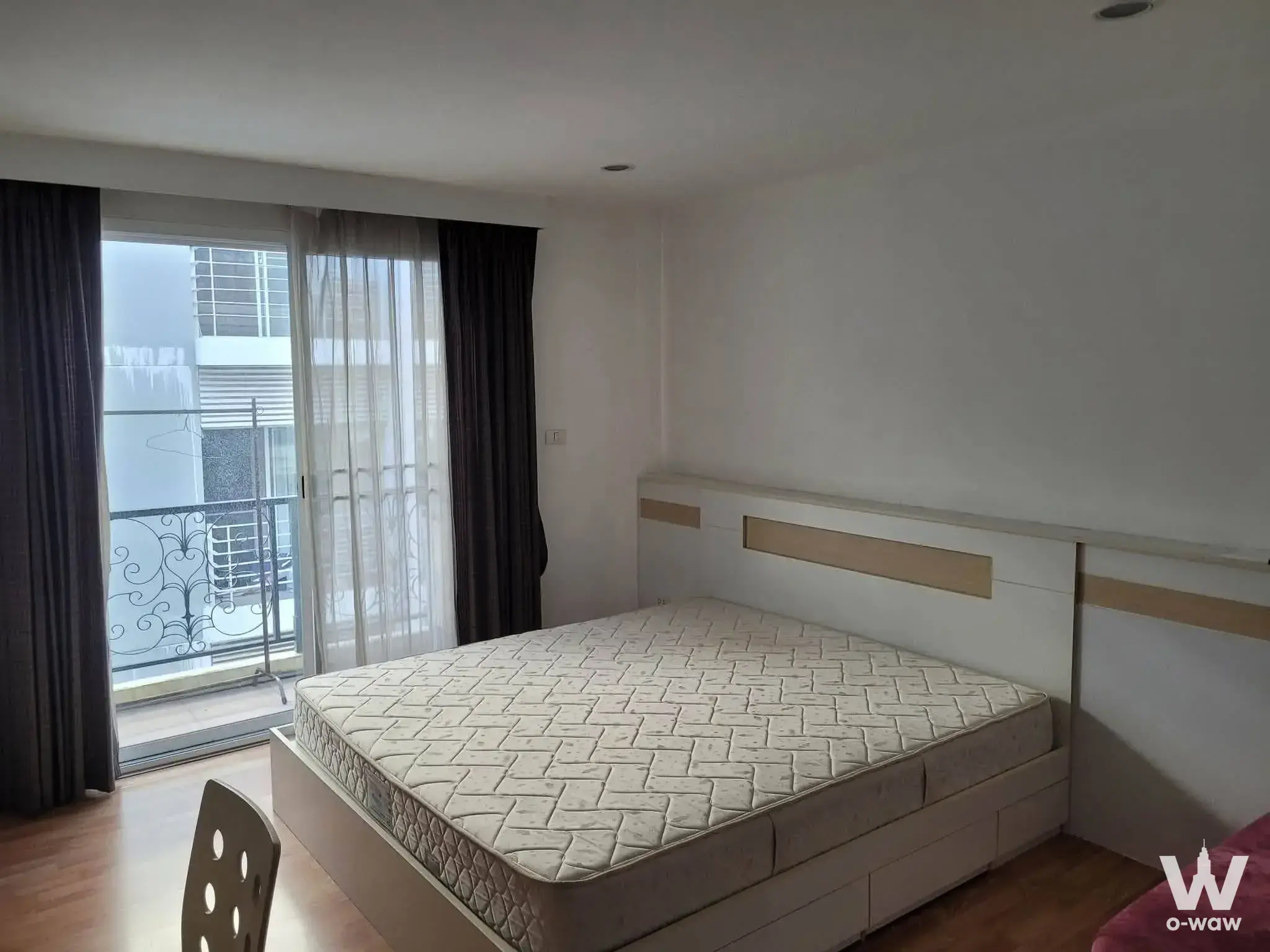 Condo with 1 bedroom for rent at Siri Residence — photo 2 of 4
