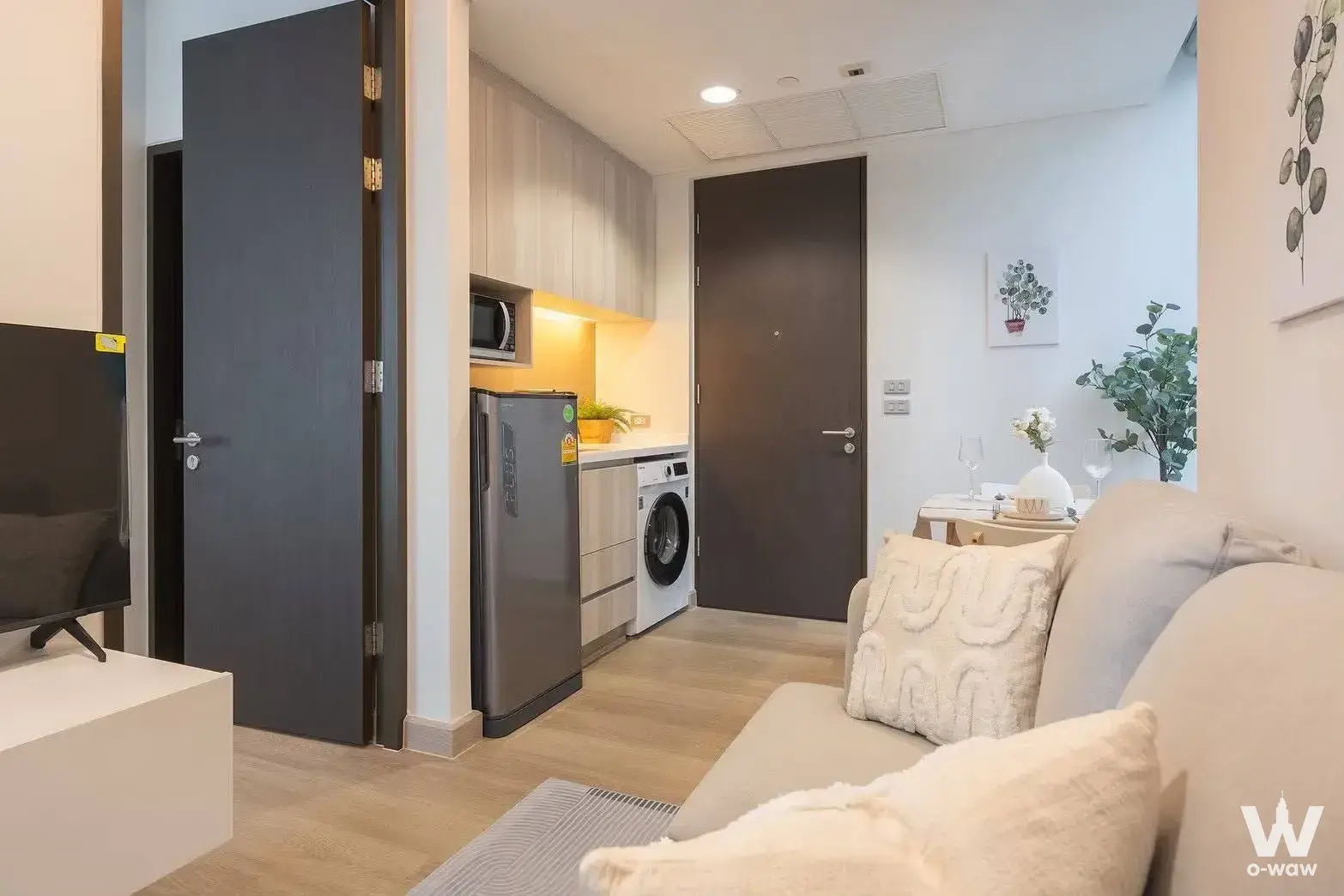 Commercial with 1 bedroom for rent at The Lumpini 24 — photo 5 of 5