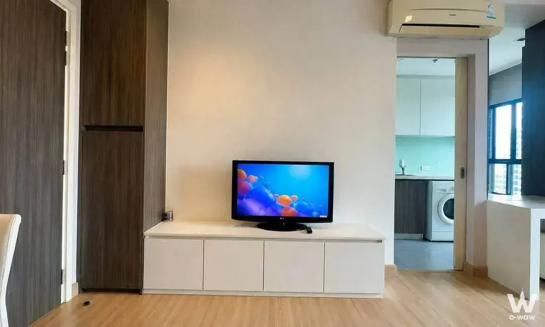 Condo with 1 bedroom for rent at Urbano Absolute Sathon-Taksin